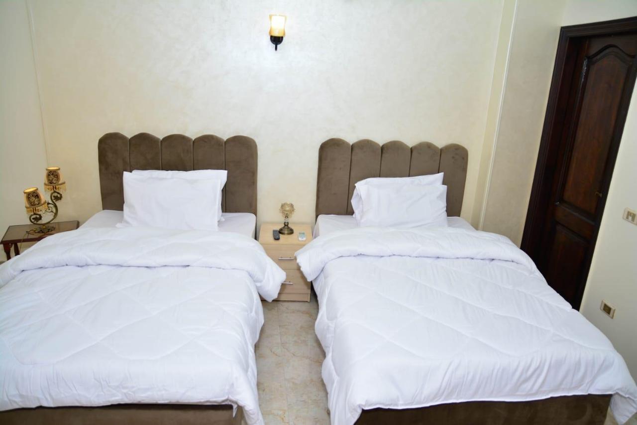 Hotel Pyramid View Gh Kafret el-Gabal Esterno foto